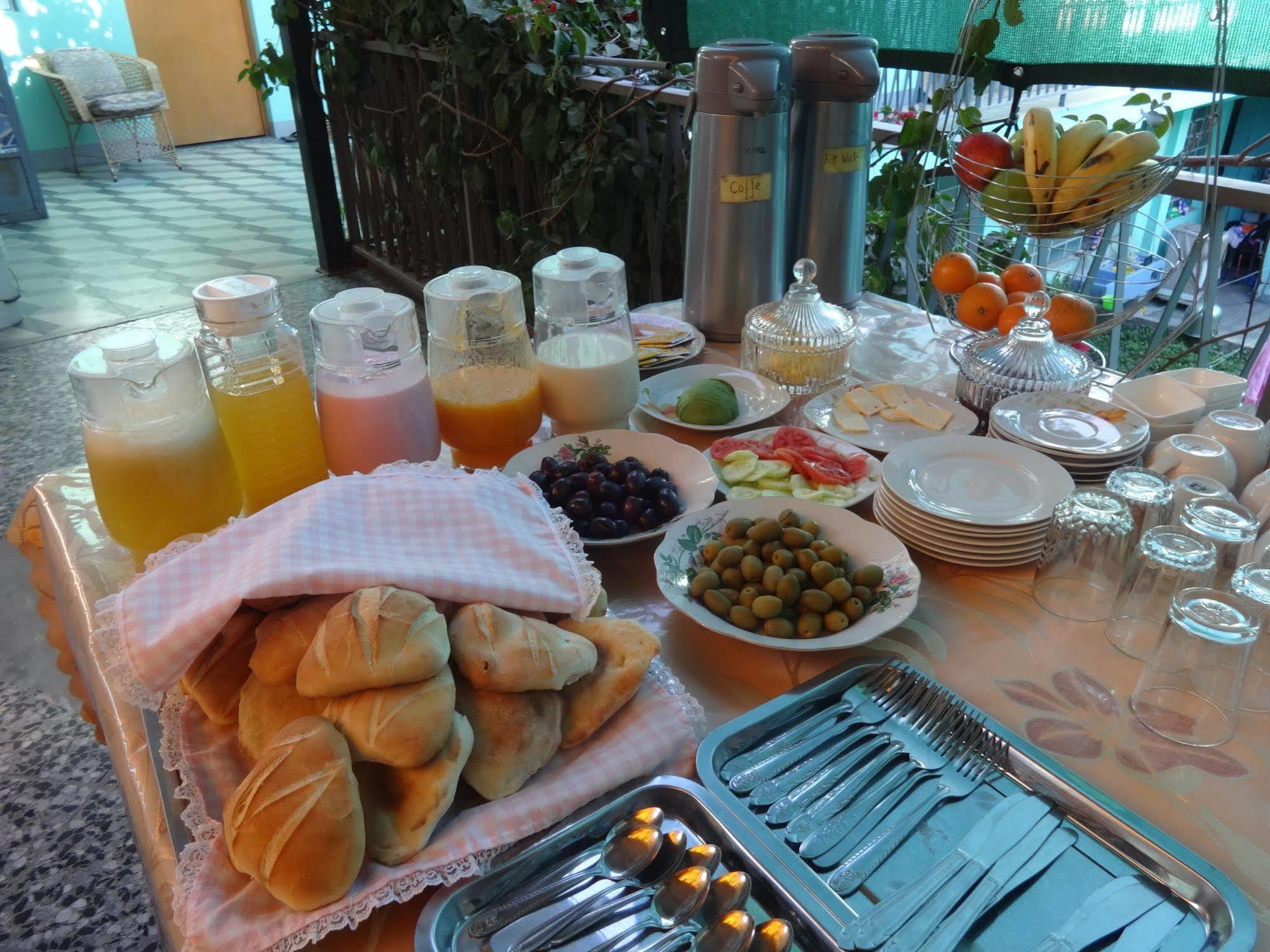 Marlon'S House Arequipa Bed & Breakfast ภายนอก รูปภาพ